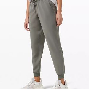 NEW Lululemon On the Fly 28” Jogger